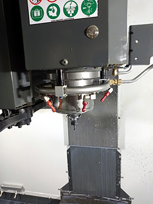 Haas DT-2 + HRT-210 (2021 | бу) – вертикально-фрезерный центр с ЧПУ и поворотный стол
