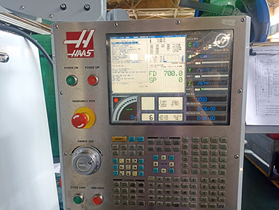 Haas VF-2DHE (2006 | бу) – вертикально фрезерный обрабатывающий центр с ЧПУ
