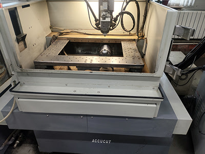 M-S35 (2010 | бу) – электроэрозионный станок с ЧПУ